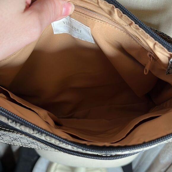 VINTAGE Villager by Liz Claiborne Shoulder Bag – Monogram Print - Picture 6 of 13